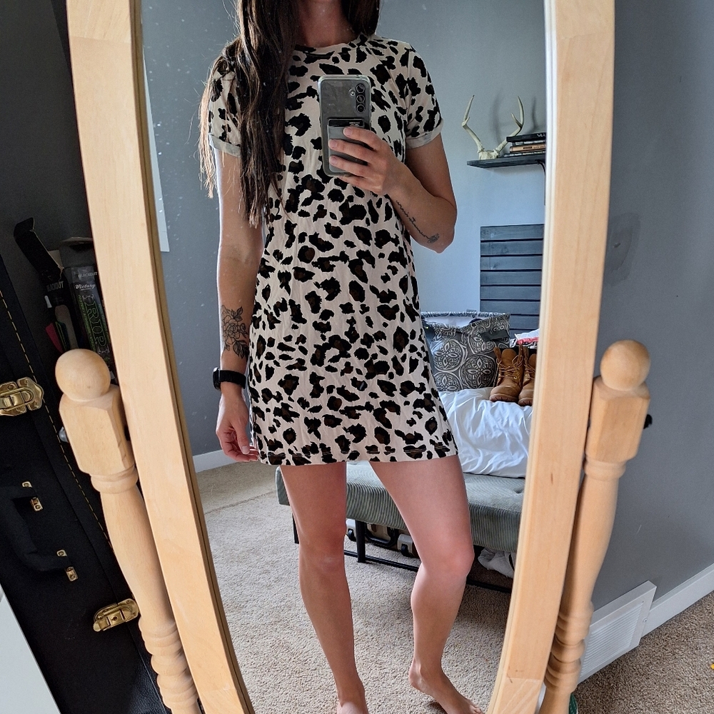 Brunette The Label Leopard Print T-shirt Dress XS/S